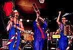 atelier tordu, groupe rock de Vendee, en bleus de travail